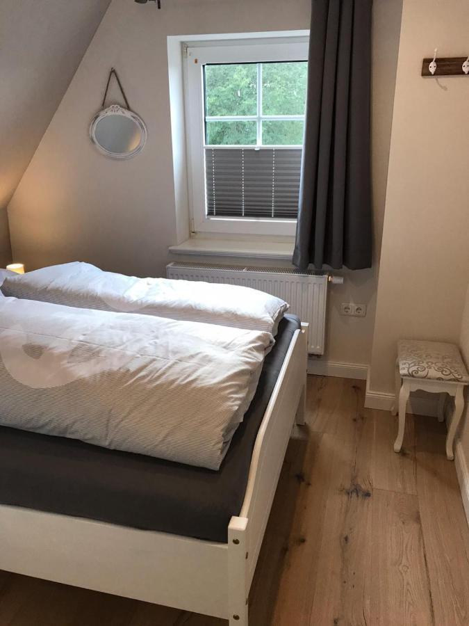 Ferienwohnung „Opa'S Tohuus“Mit Fahrraedern, Husum Husum  Extérieur photo
