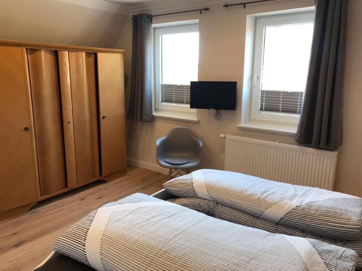 Ferienwohnung „Opa'S Tohuus“Mit Fahrraedern, Husum Husum  Extérieur photo